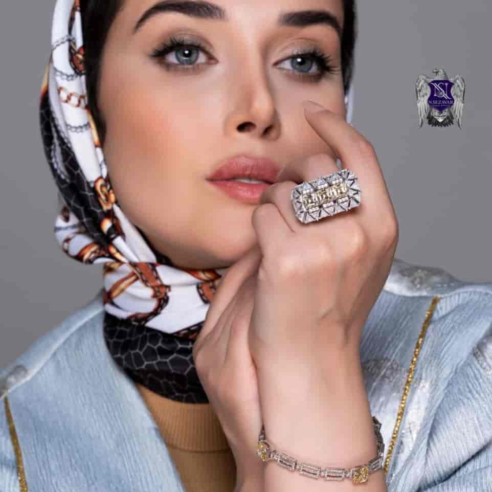 انگشتر تخت طاووس