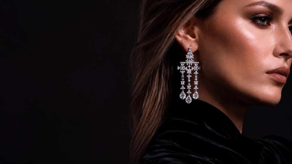 جواهری اِن‌ سزاوار